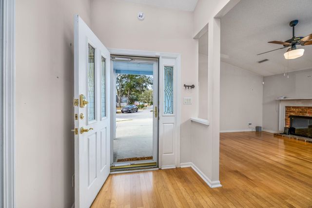 128 Dogwood Pl., North Myrtle Beach, SC 29582