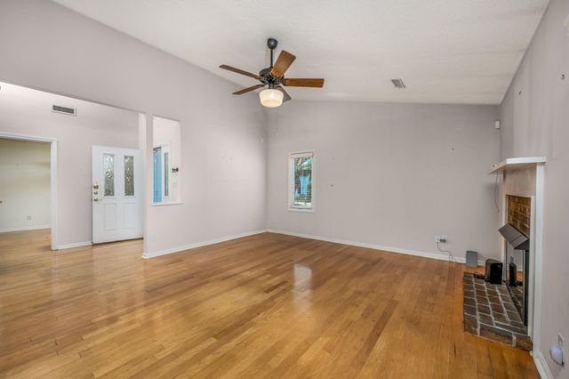 128 Dogwood Pl., North Myrtle Beach, SC 29582