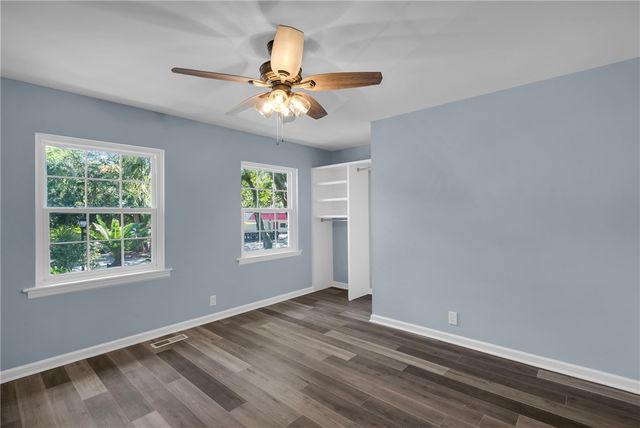 424 Magnolia Ave 6, St Simons Island, GA 31522