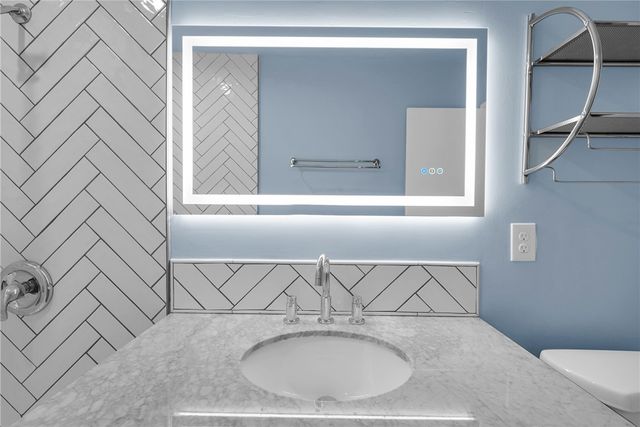 424 Magnolia Ave 6, St Simons Island, GA 31522