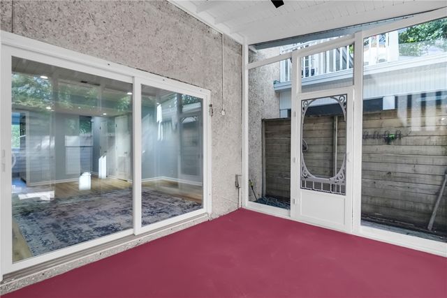 424 Magnolia Ave 6, St Simons Island, GA 31522