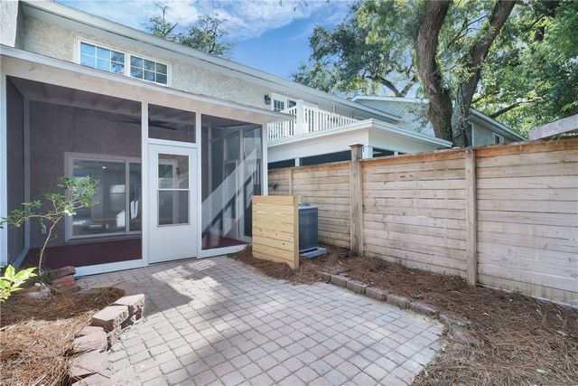 424 Magnolia Ave 6, St Simons Island, GA 31522