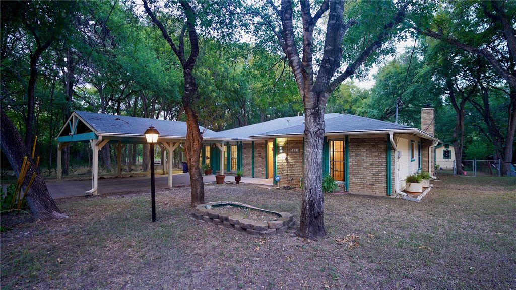 2401 Ware RD, Austin, TX 78741