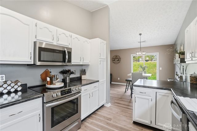 4381 Coach Light Trail, Dayton, OH 45424