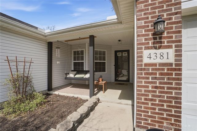 4381 Coach Light Trail, Dayton, OH 45424