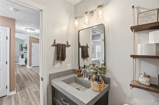 4381 Coach Light Trail, Dayton, OH 45424