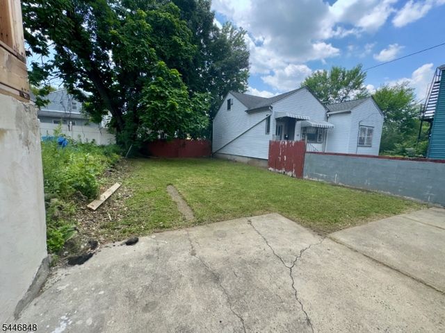 17 Highland Ter, Irvington Twp., NJ 07111