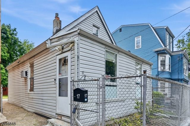 17 Highland Ter, Irvington Twp., NJ 07111