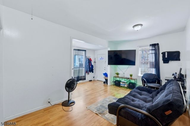 17 Highland Ter, Irvington Twp., NJ 07111
