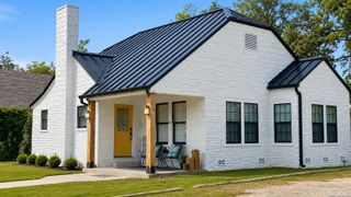 115 W White, San Antonio, TX 78214