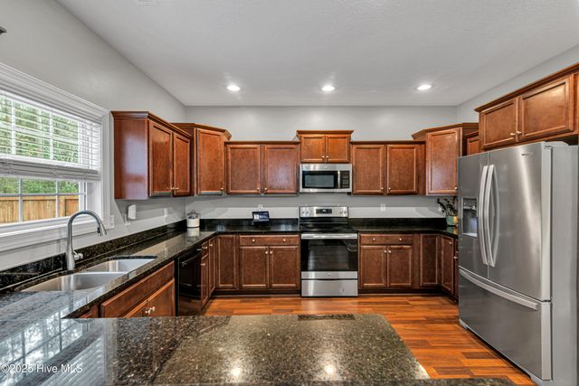 220 Wood House Drive, Jacksonville, NC 28546