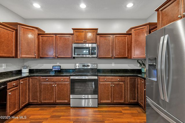 220 Wood House Drive, Jacksonville, NC 28546