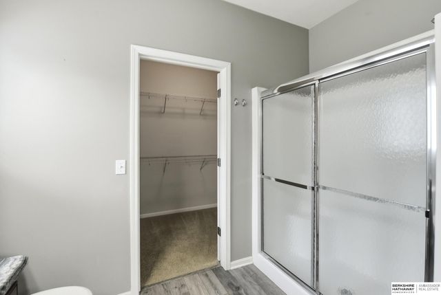 7512 S 101st Street, La Vista, NE 68129