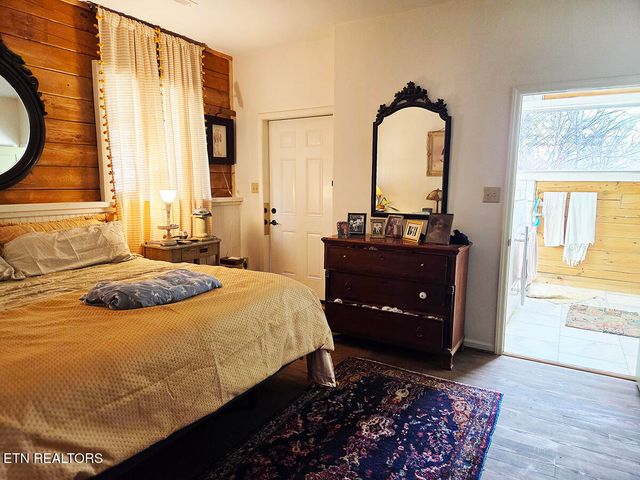 223 Frontier Rd, Sweetwater, TN 37874