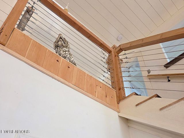 223 Frontier Rd, Sweetwater, TN 37874