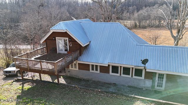 223 Frontier Rd, Sweetwater, TN 37874