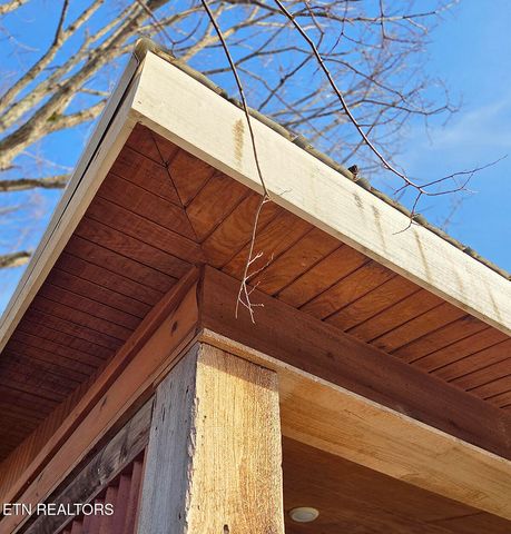 223 Frontier Rd, Sweetwater, TN 37874