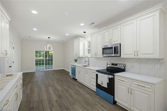 316 Pickett Place, High Point, NC 27262