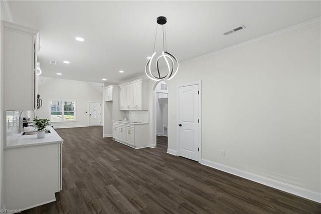 316 Pickett Place, High Point, NC 27262
