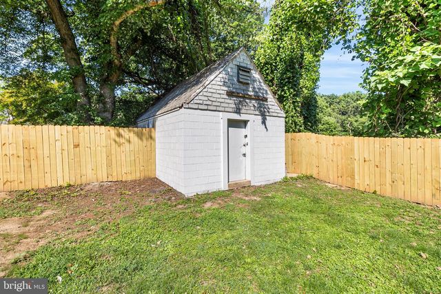 702 EAST AVE, New Castle, DE 19720