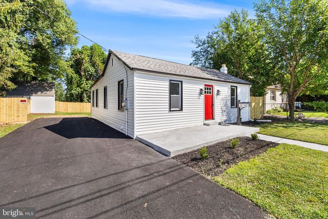 702 EAST AVE, New Castle, DE 19720