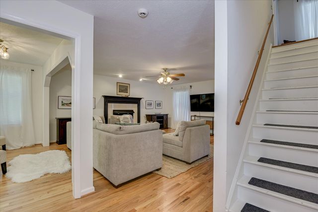 869 Hickory Ridge Road, Aiken, SC 29803