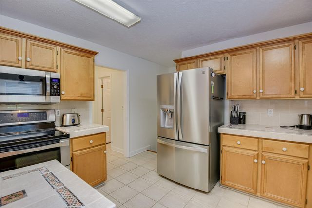 869 Hickory Ridge Road, Aiken, SC 29803