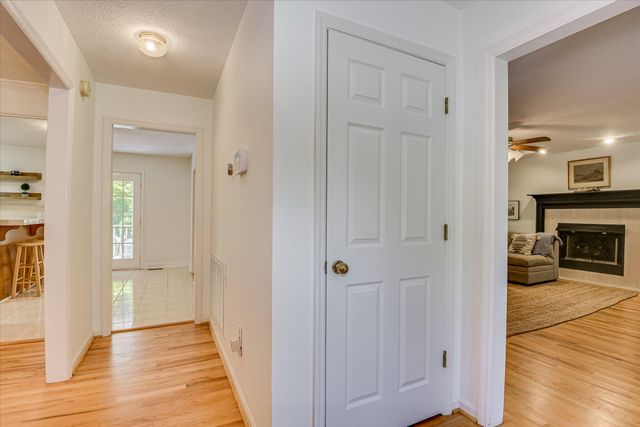 869 Hickory Ridge Road, Aiken, SC 29803