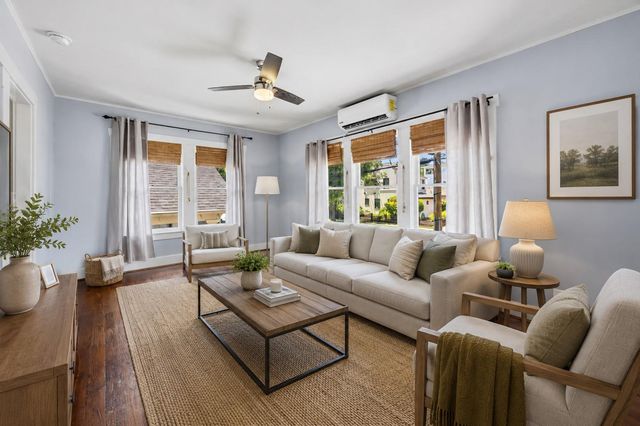 2714 Reagan, Houston, TX 77009