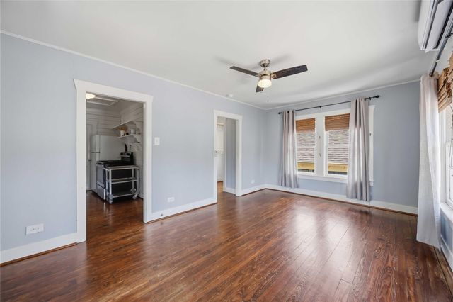 2714 Reagan, Houston, TX 77009