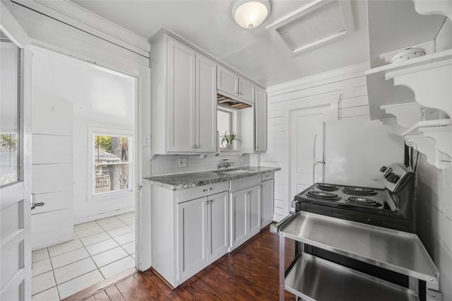 2714 Reagan, Houston, TX 77009