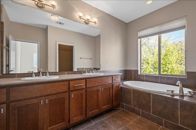 1601 Houston ST 3, Austin, TX 78756