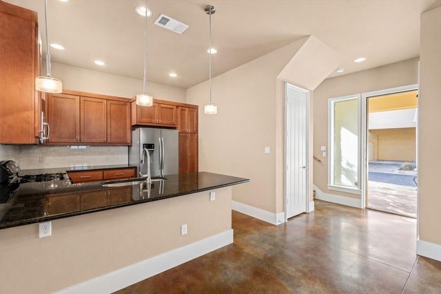 1601 Houston ST 3, Austin, TX 78756