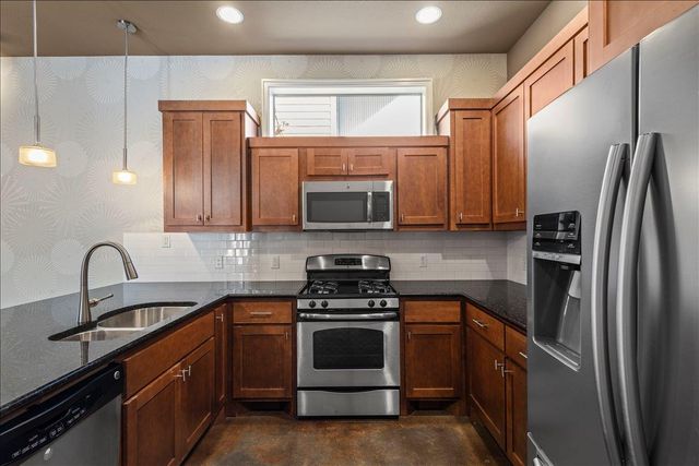 1601 Houston ST 3, Austin, TX 78756