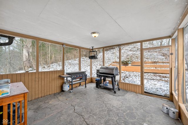 6986 W State Road 44, Morgantown, IN 46160