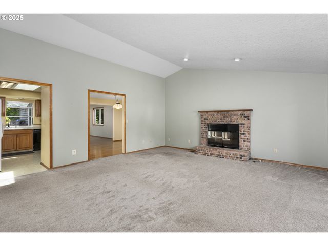 13750 Se 117TH Ct, Clackamas, OR 97015