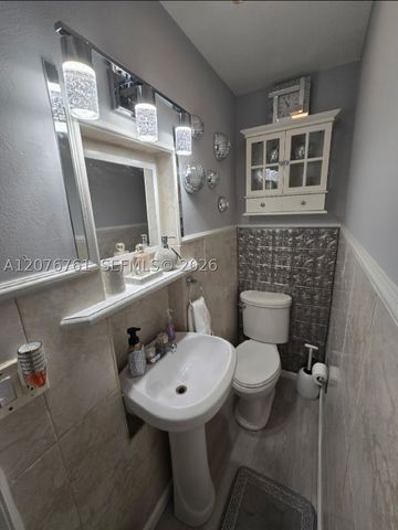 15610 NE 6th Ave 30C, Miami, FL 33162