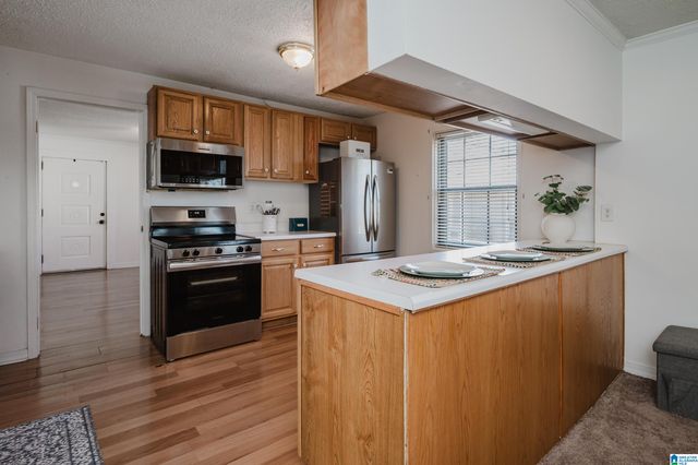 1613 27TH AVENUE N, Hueytown, AL 35023