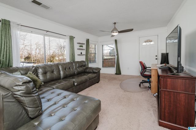 1613 27TH AVENUE N, Hueytown, AL 35023