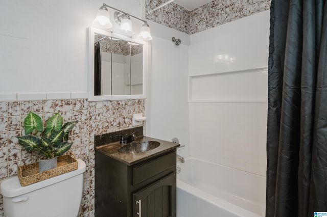 1613 27TH AVENUE N, Hueytown, AL 35023