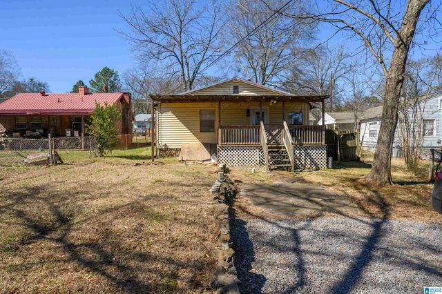 1613 27TH AVENUE N, Hueytown, AL 35023