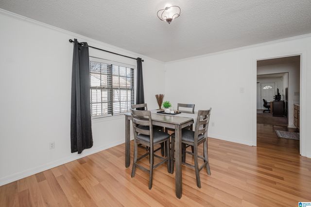 1613 27TH AVENUE N, Hueytown, AL 35023