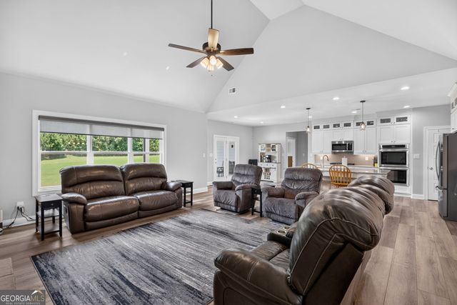 48 Starr Place, Newnan, GA 30263