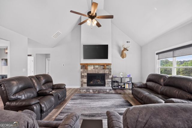 48 Starr Place, Newnan, GA 30263