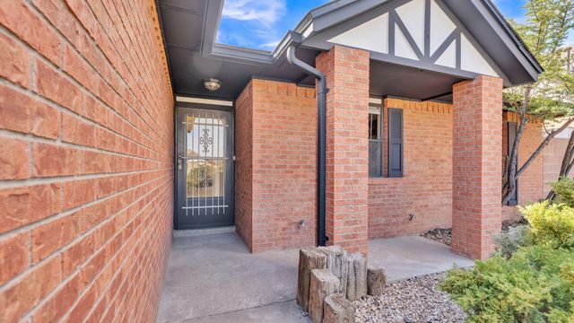 7312 Keel Avenue NW, Albuquerque, NM 87120