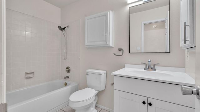 7312 Keel Avenue NW, Albuquerque, NM 87120