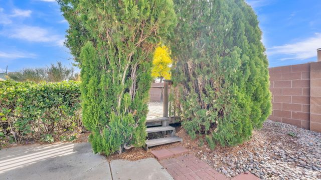 7312 Keel Avenue NW, Albuquerque, NM 87120