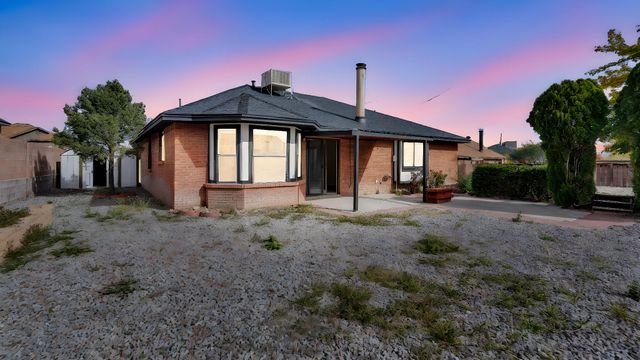 7312 Keel Avenue NW, Albuquerque, NM 87120