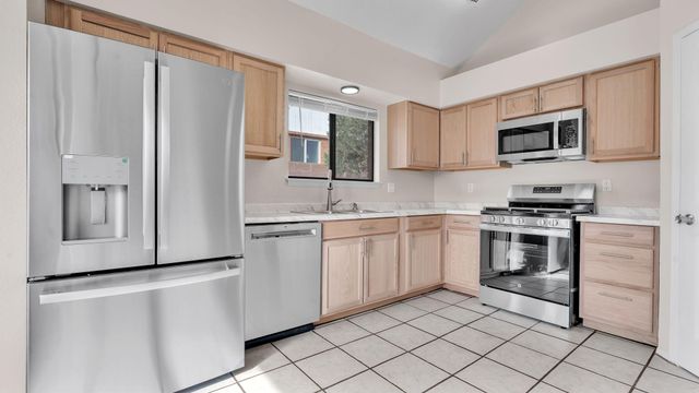 7312 Keel Avenue NW, Albuquerque, NM 87120