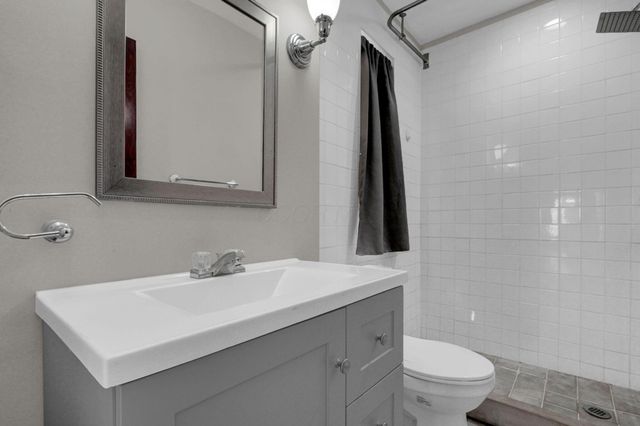 93 W King Avenue, Columbus, OH 43201